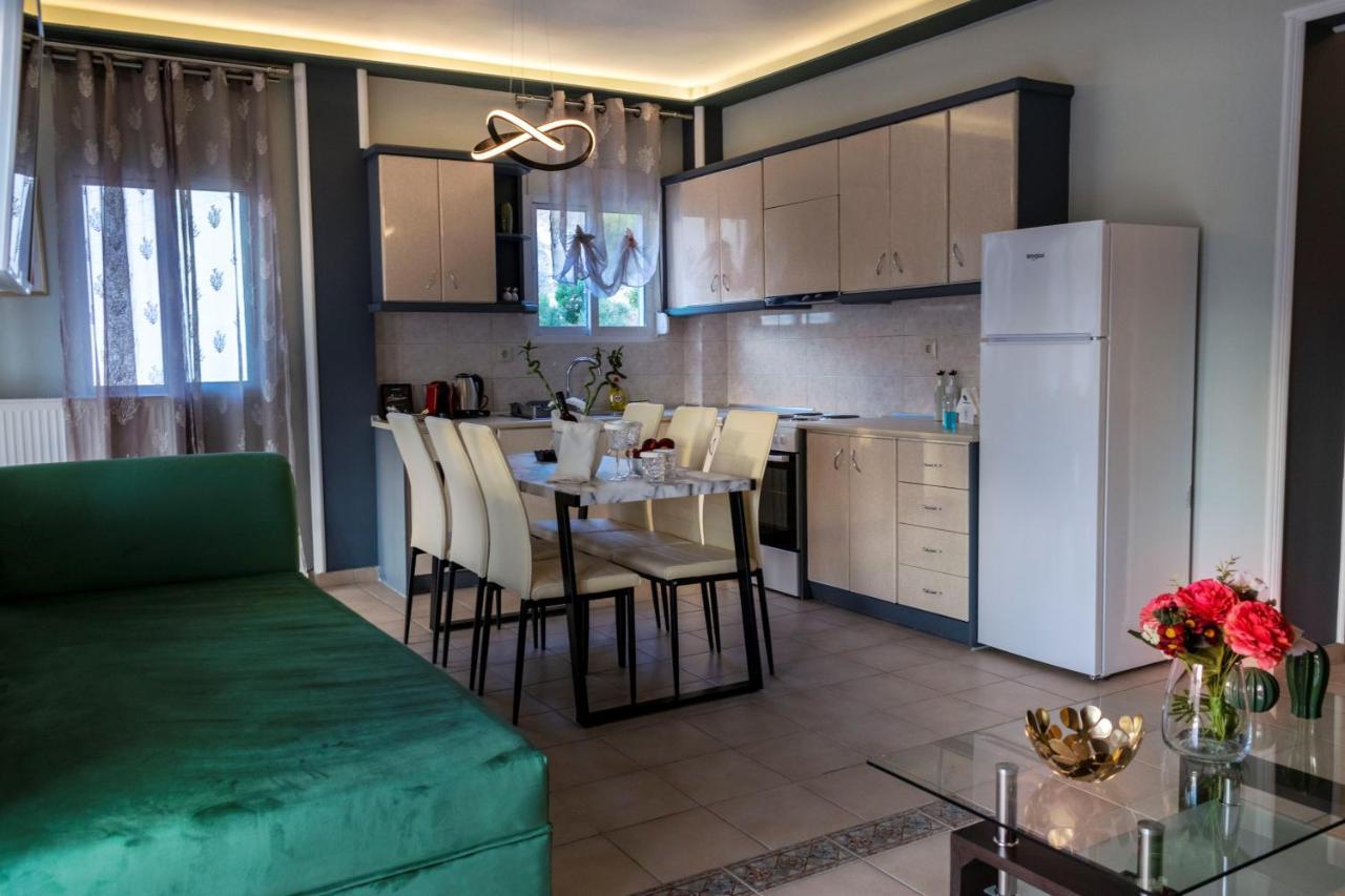 Family Inn Apartments&Suites Neos Marmaras Exteriör bild